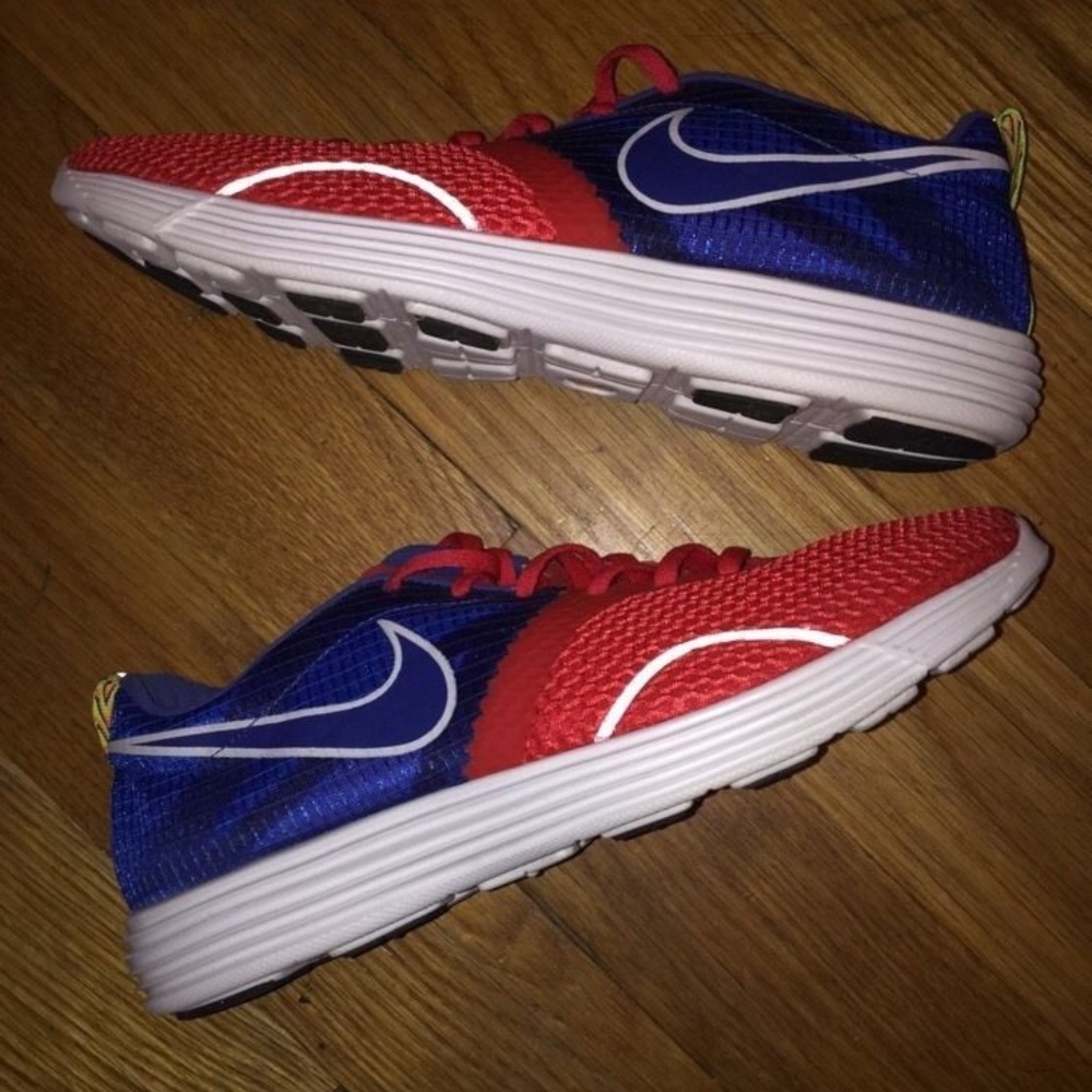 Nike Lunar Montreal Red/Blue Women 9.5/Men 8 RARE!